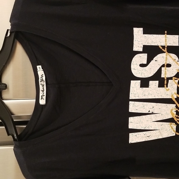 💕MICHAEL STARS💕 West Coast Graphic Tee V-Neck Medium - Picture 4 of 7